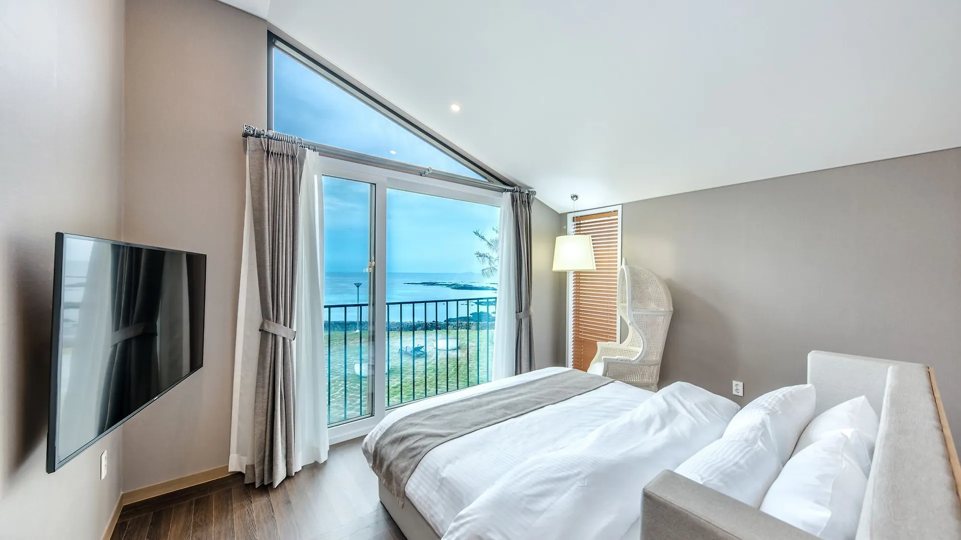Mj Resort Czedżu 2*,  Korea Południowa